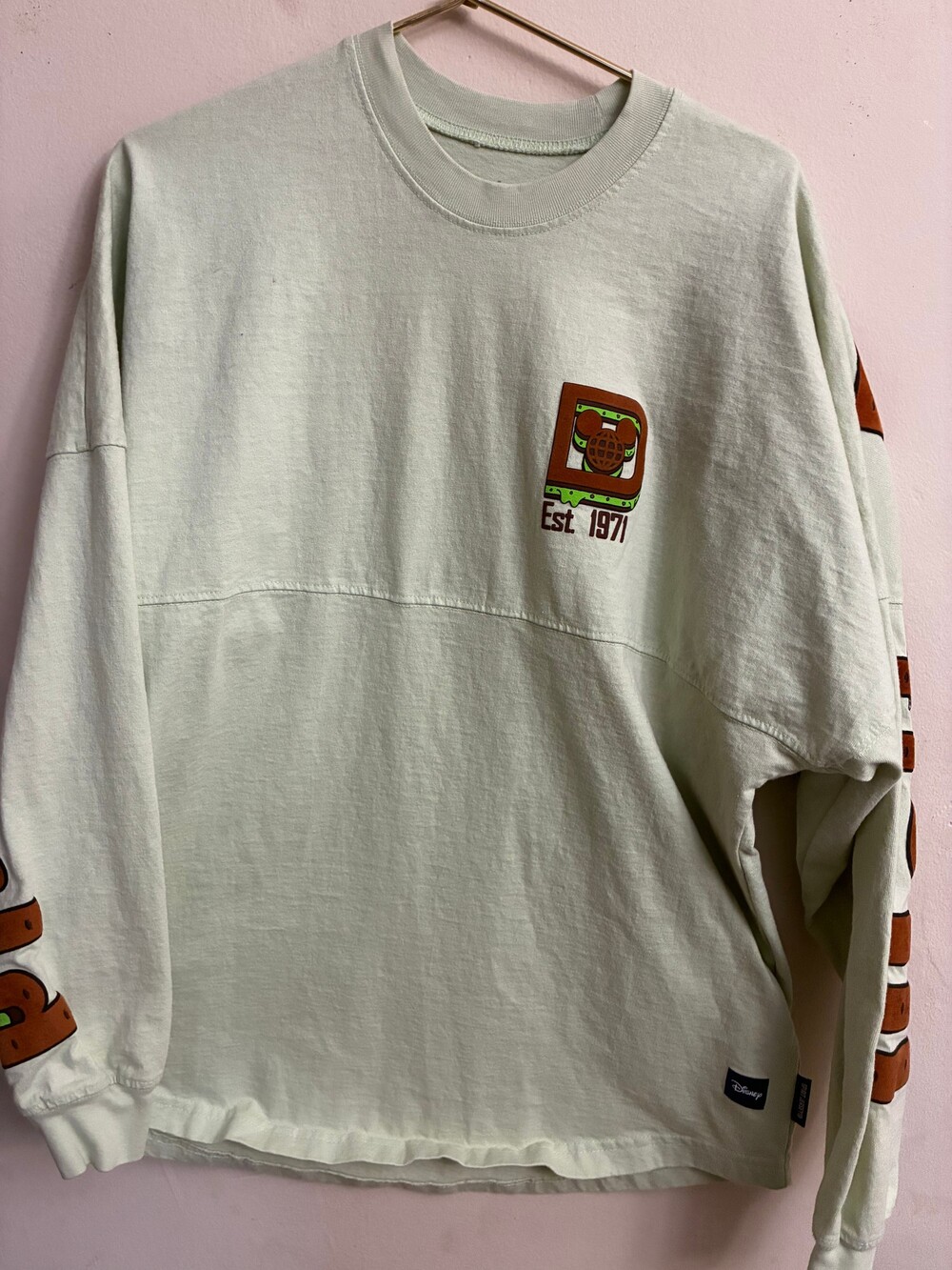 Disney Parks Mickey Waffle Spirit Jersey M Syrup Scented Walt Disney World 2022